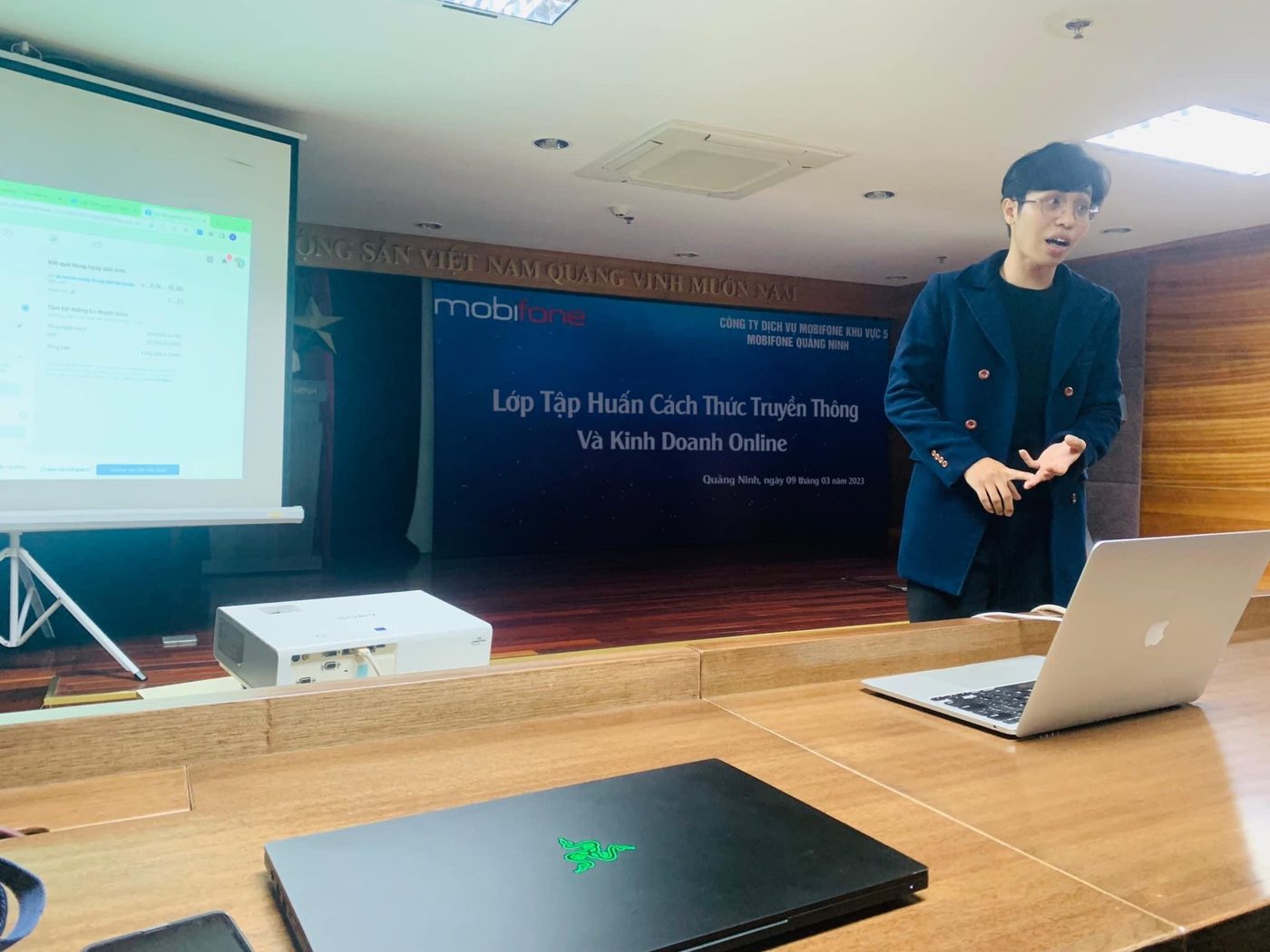 Hoạt động đào tạo